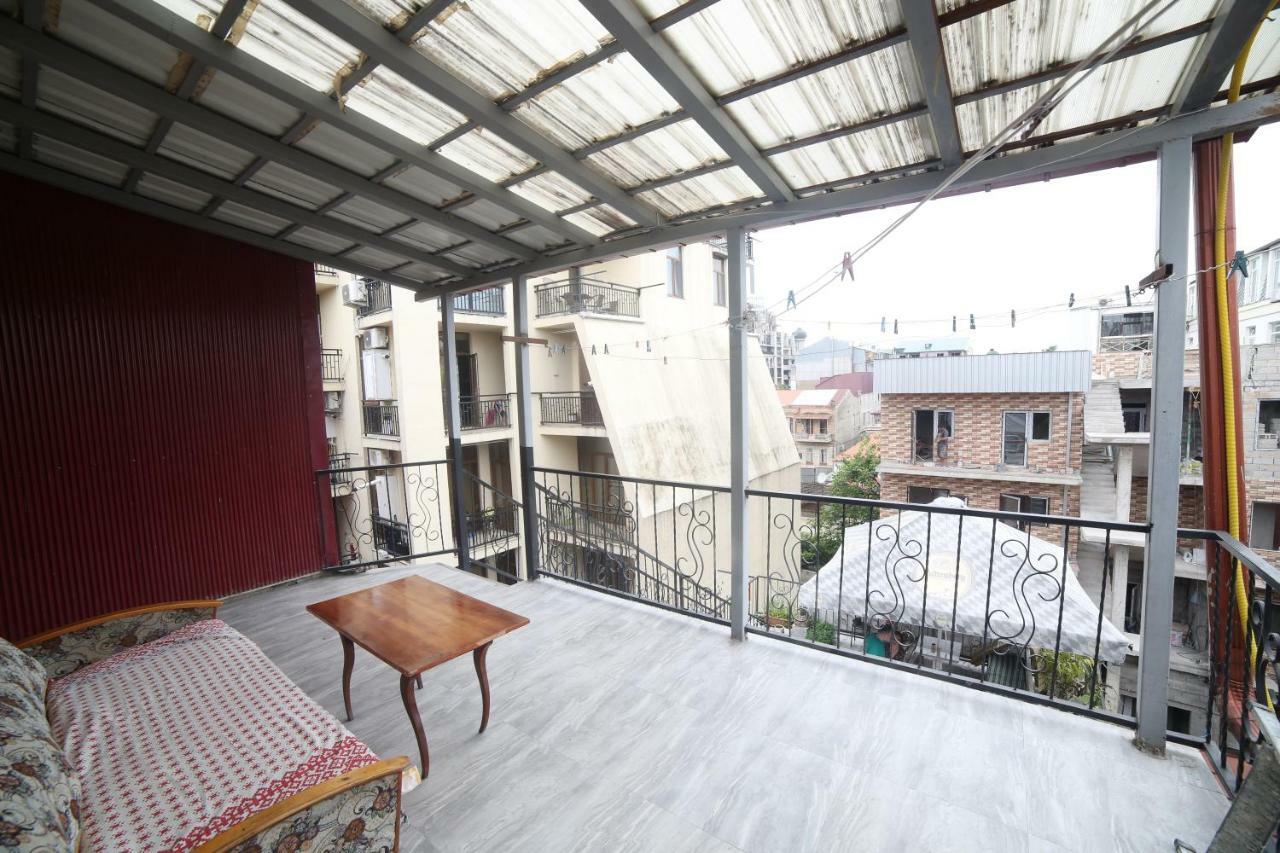 Makvalas Apartment In Batumi Centre Exterior photo